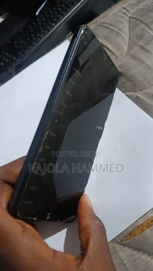 Infinix Hot 40i 128 GB Blue