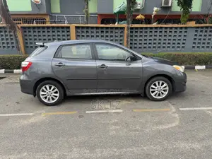 Toyota Matrix 2010 Gray