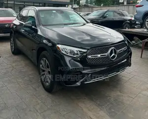 Mercedes-Benz GLC-Class 2025 Black