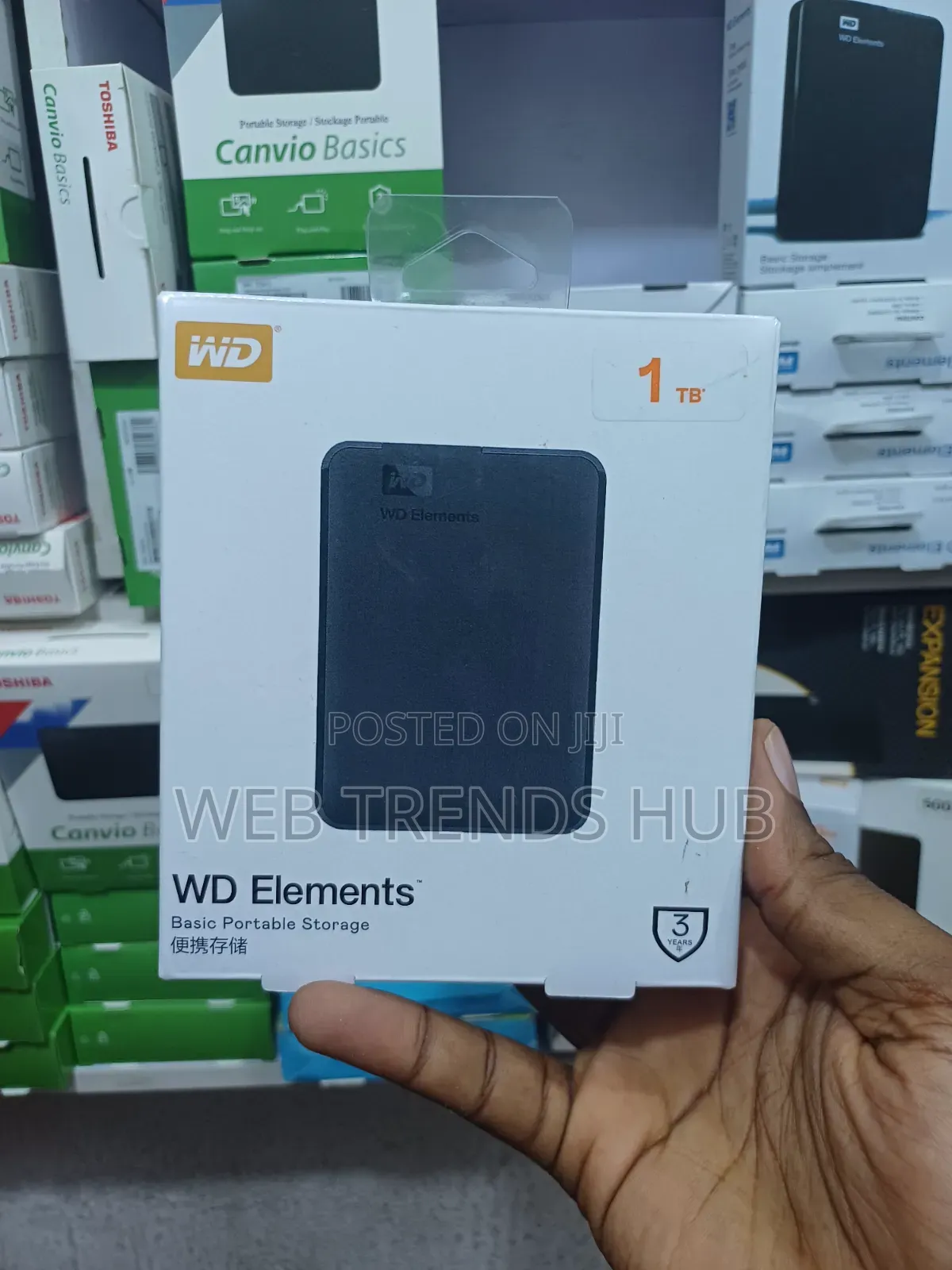 Western Digital (WD) Elements 1TB External Hard Drive