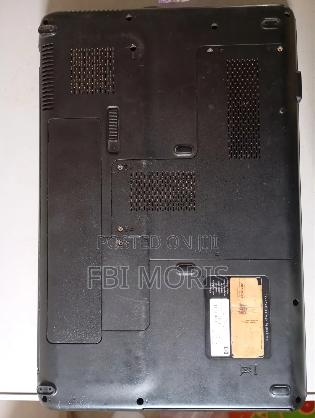 Laptop Compaq 3GB Intel Pentium HDD 128GB