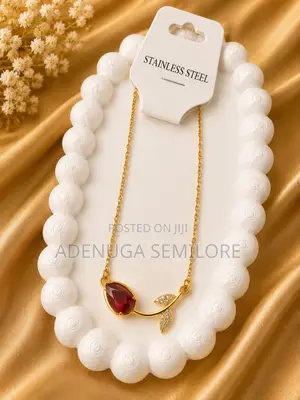 Jewelries - Crimson Rosebud Necklace,soft,romantic and Premium