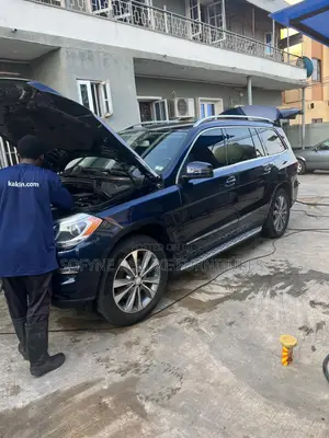 Mercedes-Benz GL-Class 2014 Blue