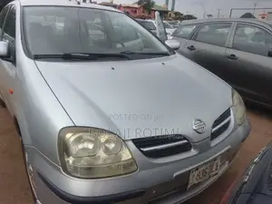 Nissan Almera 2005 Silver
