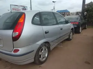 Nissan Almera 2005 Silver