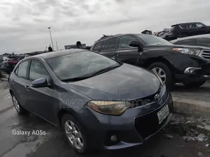Toyota Corolla 2015 Gray