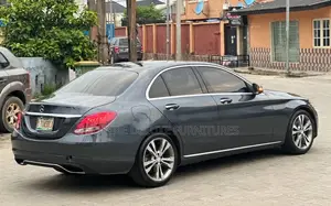 Mercedes-Benz C300 2016 Gray