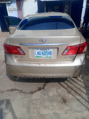 Lexus ES 350 2009 Gold