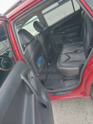 Toyota RAV4 2012 Red