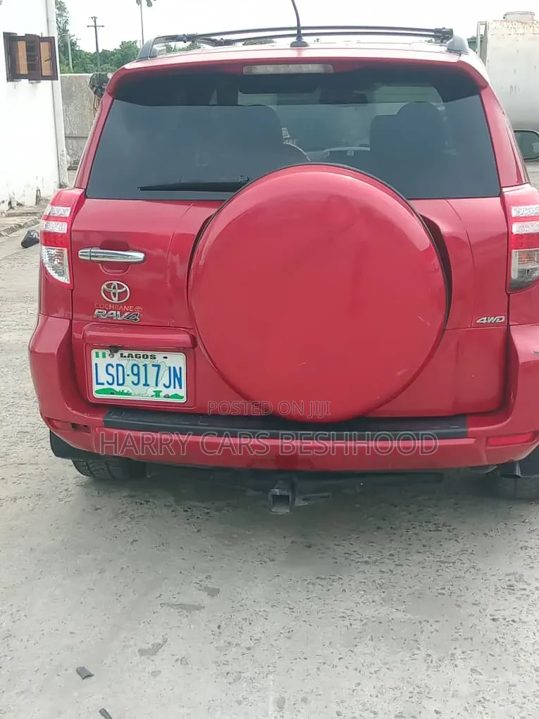 Toyota RAV4 2012 Red