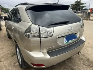 Lexus RX 330 2005 Gold