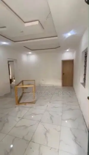 2bdrm Apartment in Surulere for rent