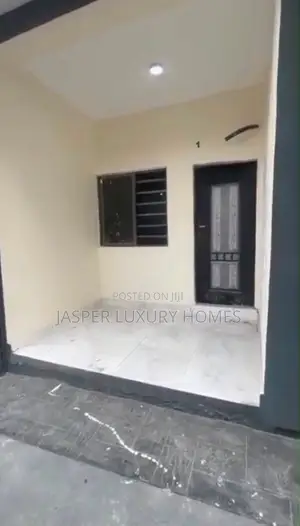 2bdrm Apartment in Surulere for rent