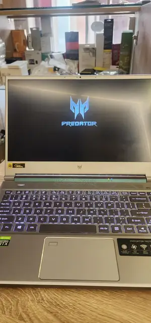 Laptop Acer Predator Triton 300 SE 16GB Intel Core i7 SSD 512GB