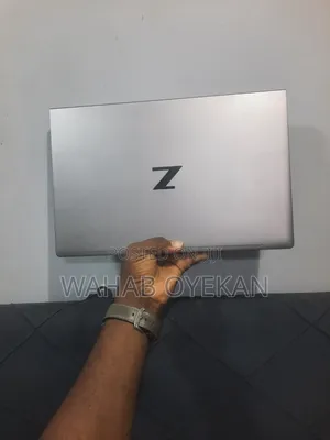 Laptop HP ZBook Studio G8 16GB Intel Core i7 SSD 512GB