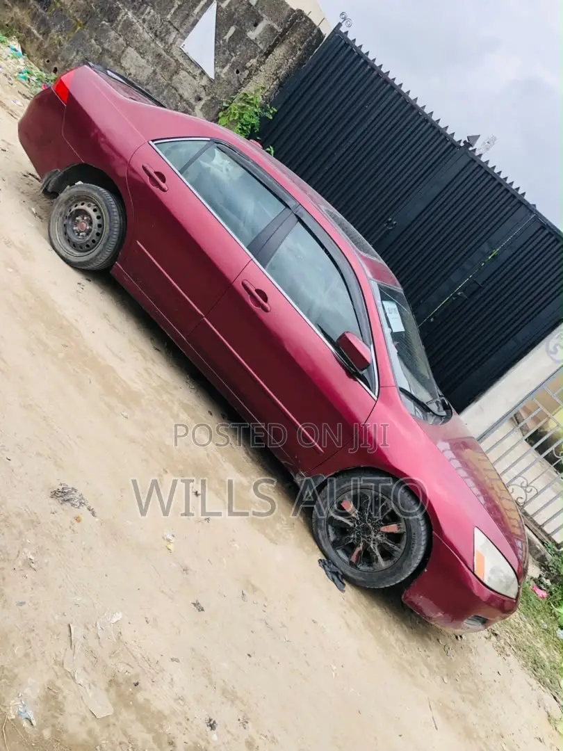 Honda Accord 2006 Red