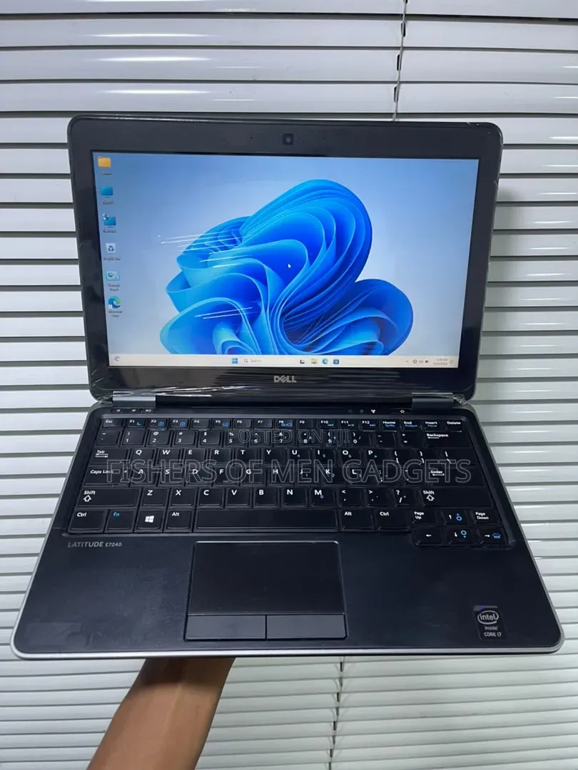 Laptop Dell Latitude E7240 8GB Intel Core i7 SSD 128GB