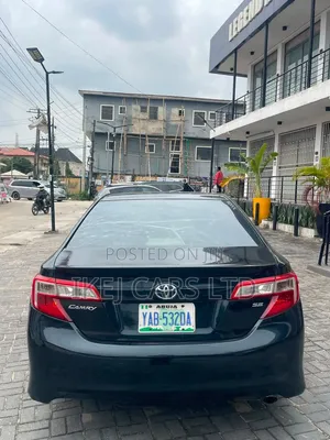 Toyota Camry 2012