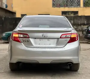 Toyota Camry 2014 Silver