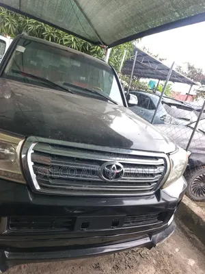 Toyota Land Cruiser 2012 Black
