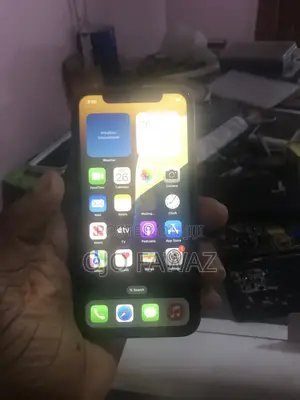 Apple iPhone XR 64 GB Red