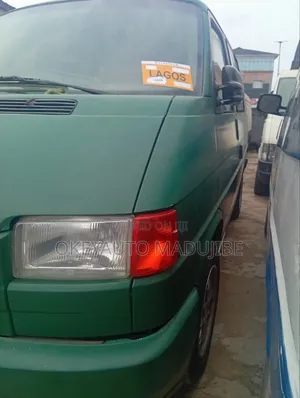 Volkswagen Transporter 2005 Green