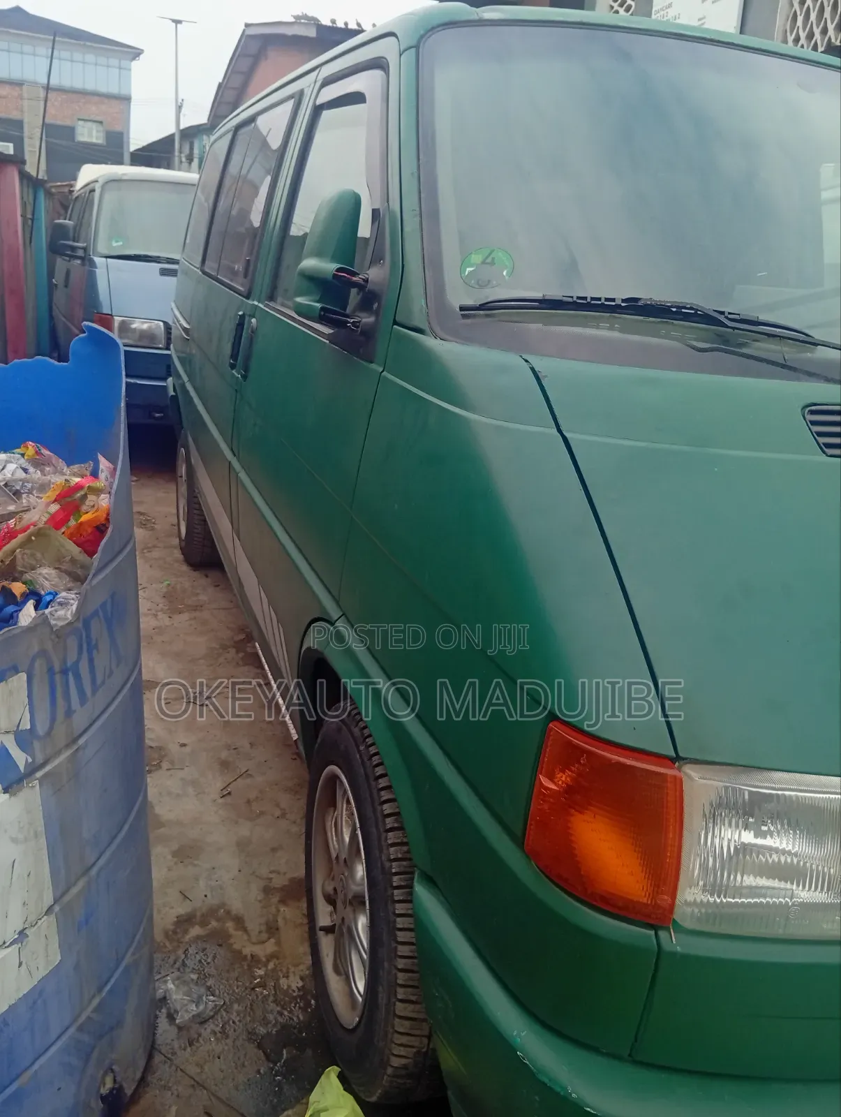 Volkswagen Transporter 2005 Green
