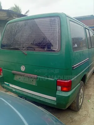 Volkswagen Transporter 2005 Green