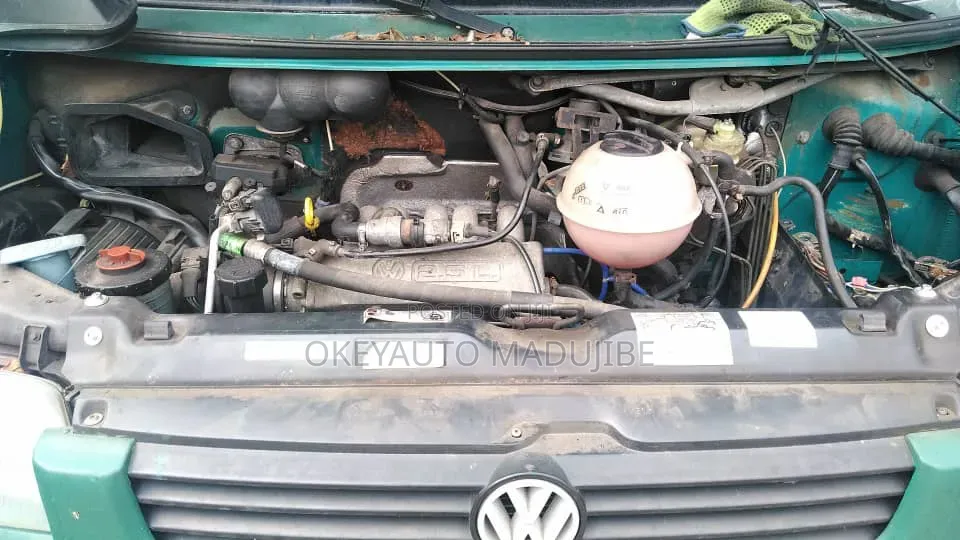 Volkswagen Transporter 2005 Green