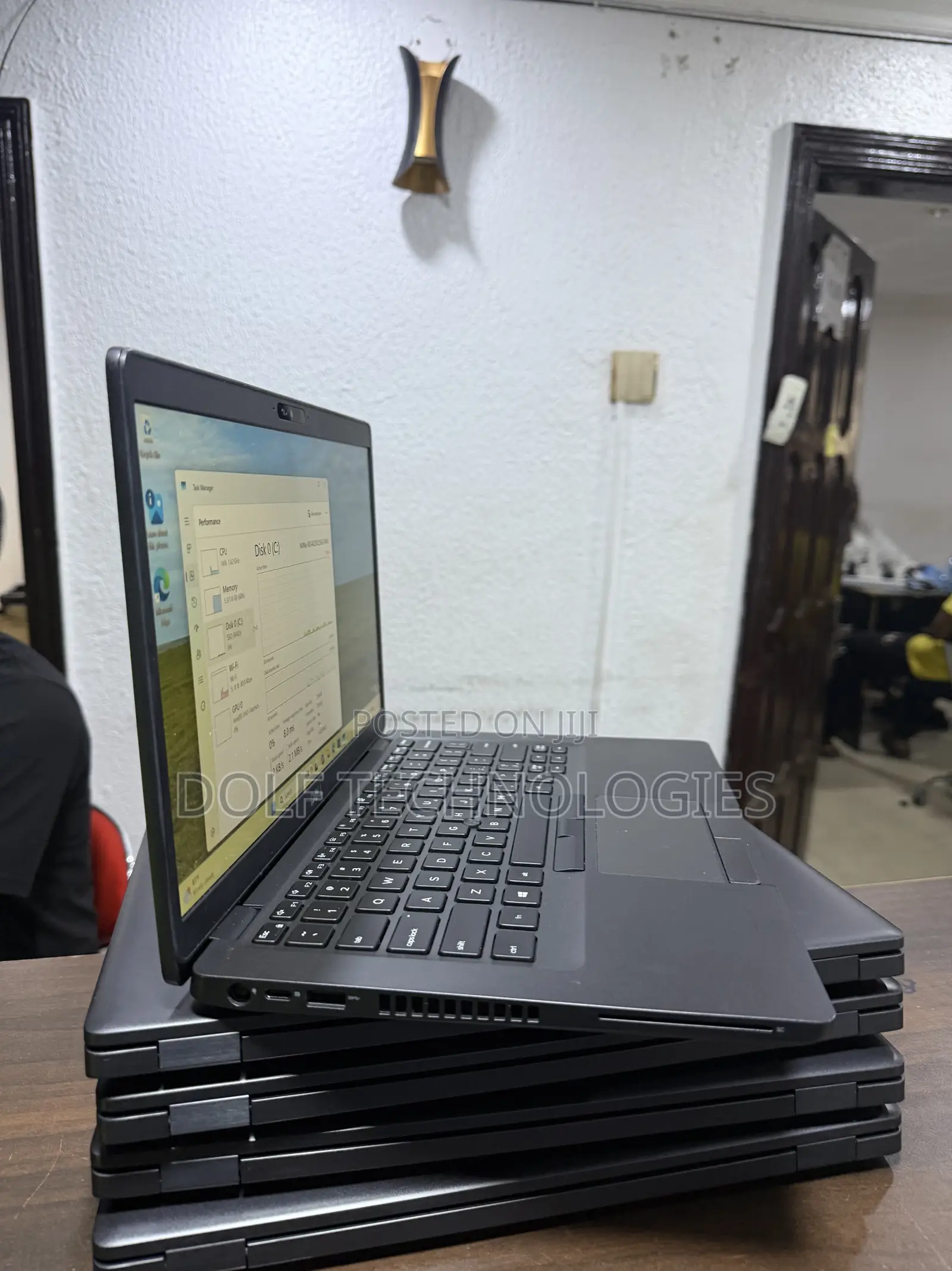Laptop Dell Latitude 5400 8GB Intel Core i7 SSD 256GB