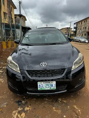 Toyota Matrix S Hatchback AWD (2.4L 4cyl 4A) 2009 Black