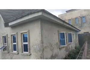 2bdrm Bungalow in Ogombo for sale