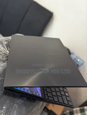 Laptop Asus Zenbook Pro Duo 15 OLED 16GB Intel Core i7 SSD 1T