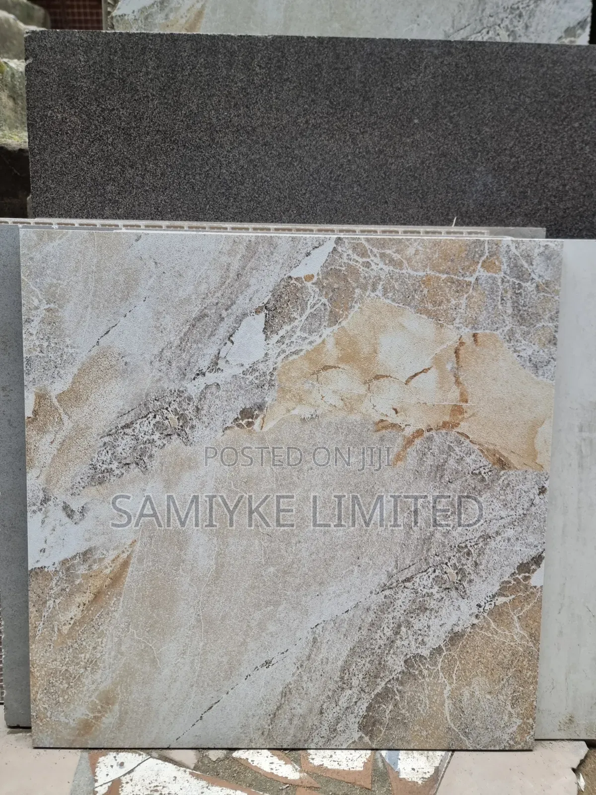 Royal Super Matt (60x60)