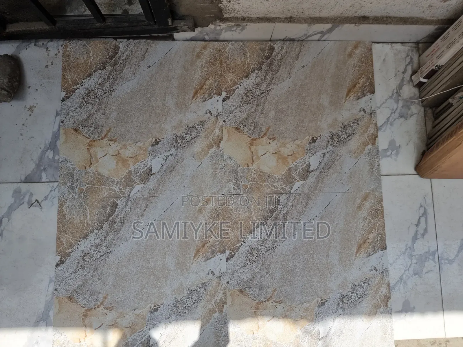 Royal Super Matt (60x60)