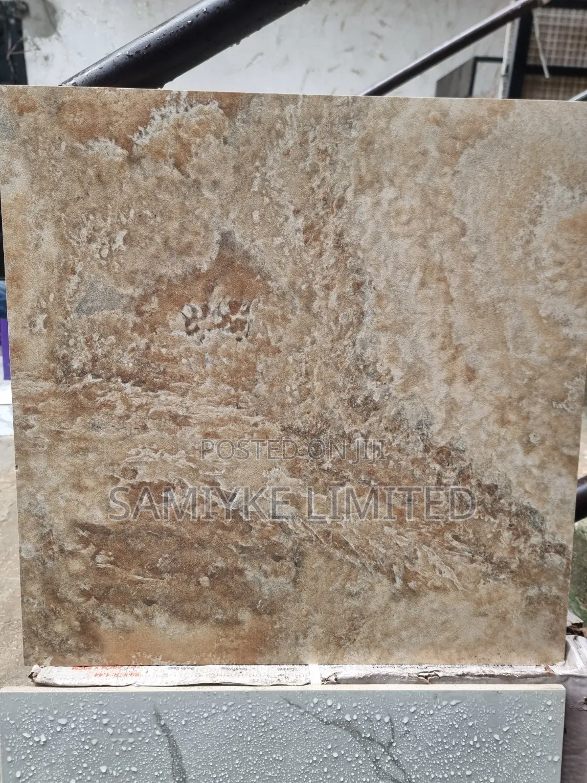 Royal Super Matt (60x60)