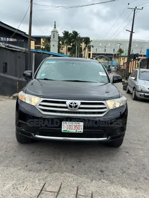 Toyota Highlander 3.5L 4WD 2013 Black