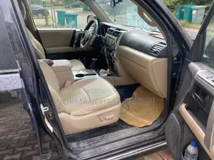 Toyota 4-Runner 2011 Black
