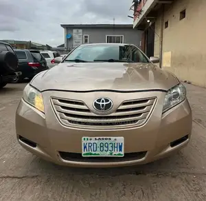 Toyota Camry 2008 Gold
