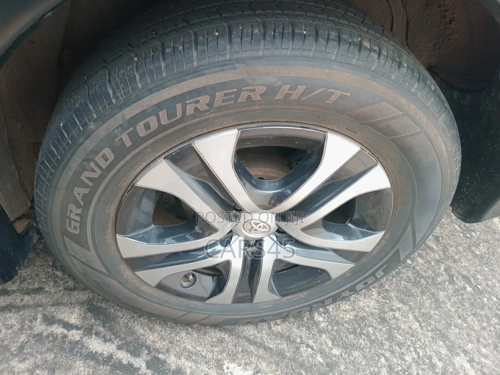 Toyota RAV4 2017 Gray