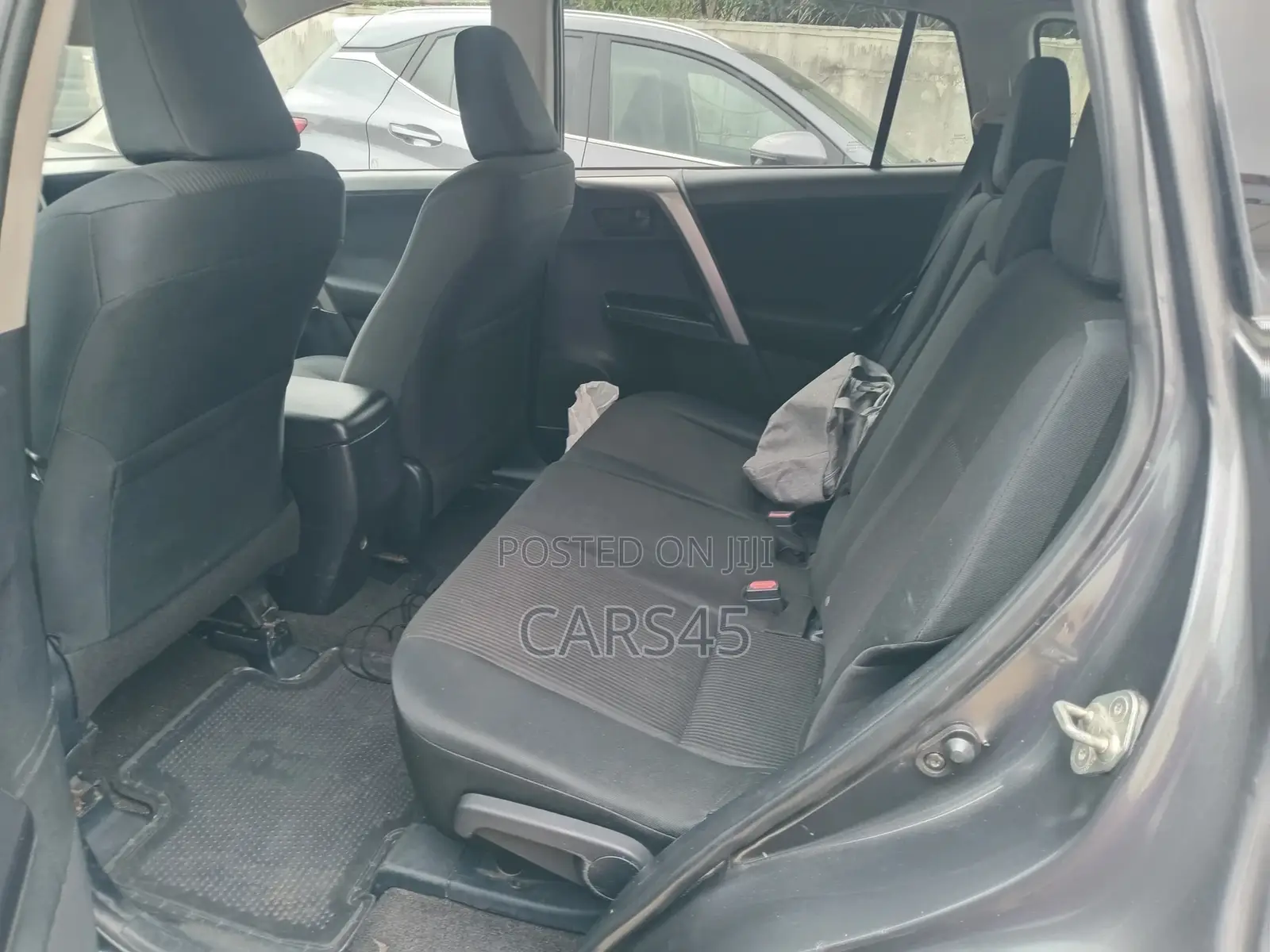 Toyota RAV4 2017 Gray