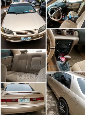 Toyota Camry 2000 Gold