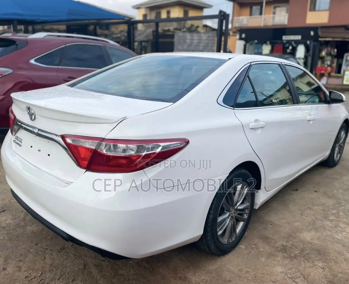 Toyota Camry 2014 White