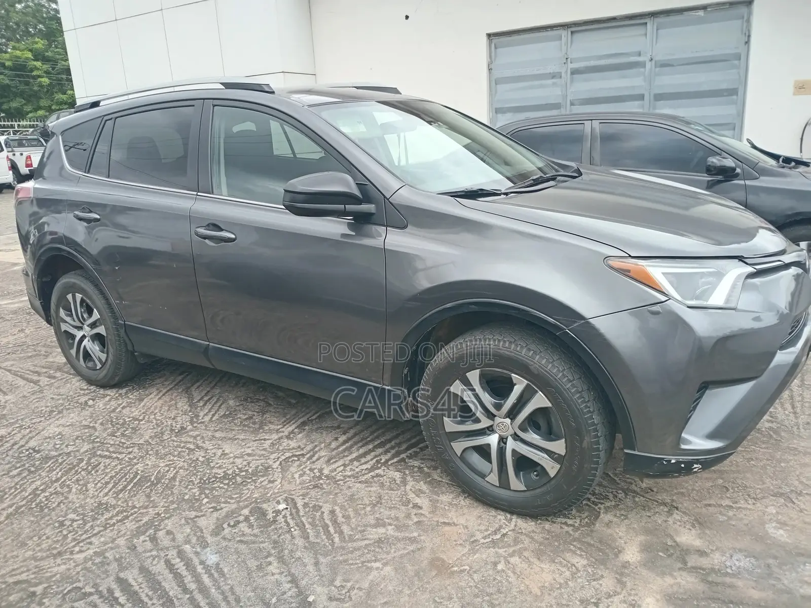 Toyota RAV4 2017 Gray
