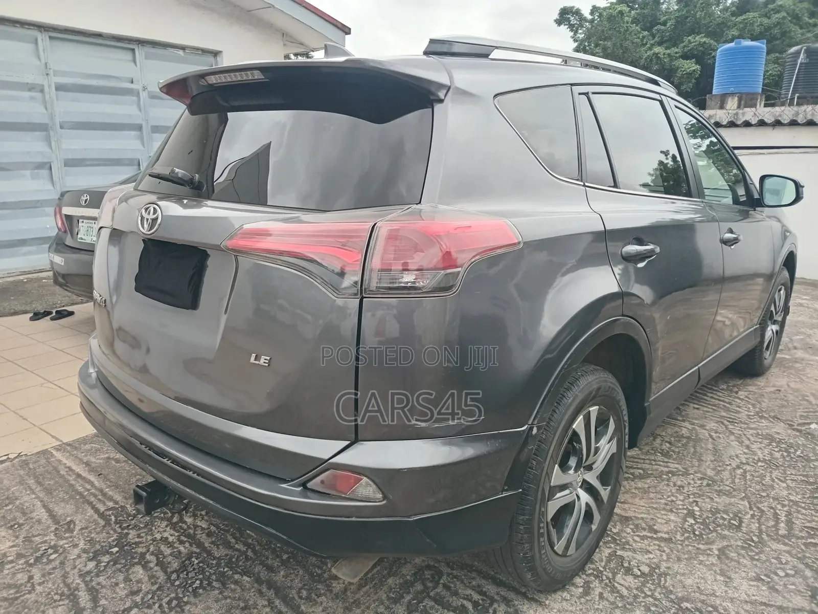 Toyota RAV4 2017 Gray