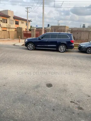 Mercedes-Benz GL-Class 2014 Blue
