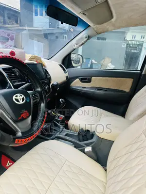Toyota Hilux 2.7 VVT-i 4X4 SRX 2010 White
