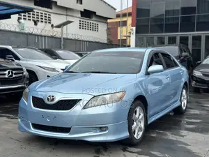 Toyota Camry SE 4dr Sedan (2.4L 4cyl 5A) 2009 Blue