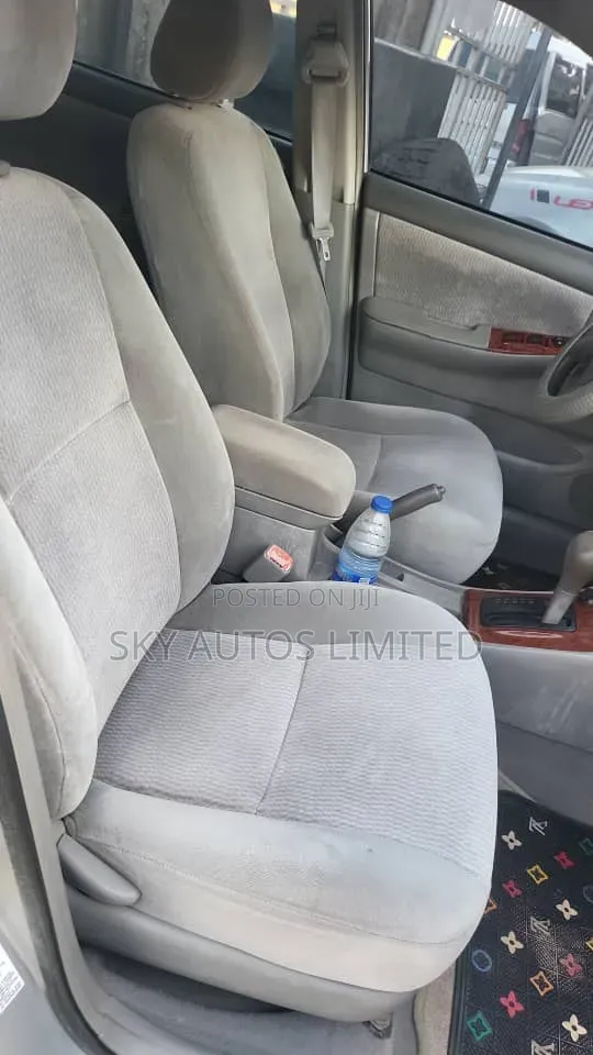 Toyota Corolla 2006 Silver
