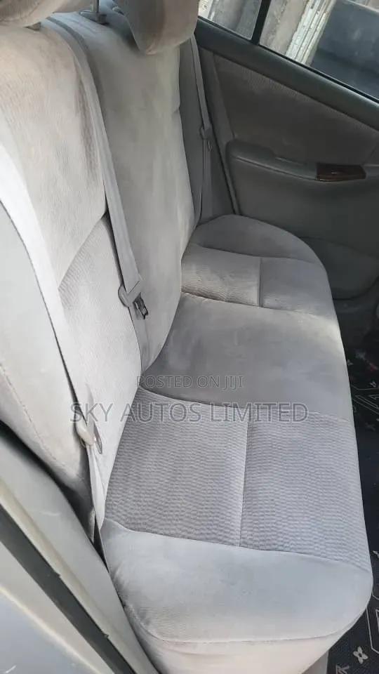Toyota Corolla 2006 Silver